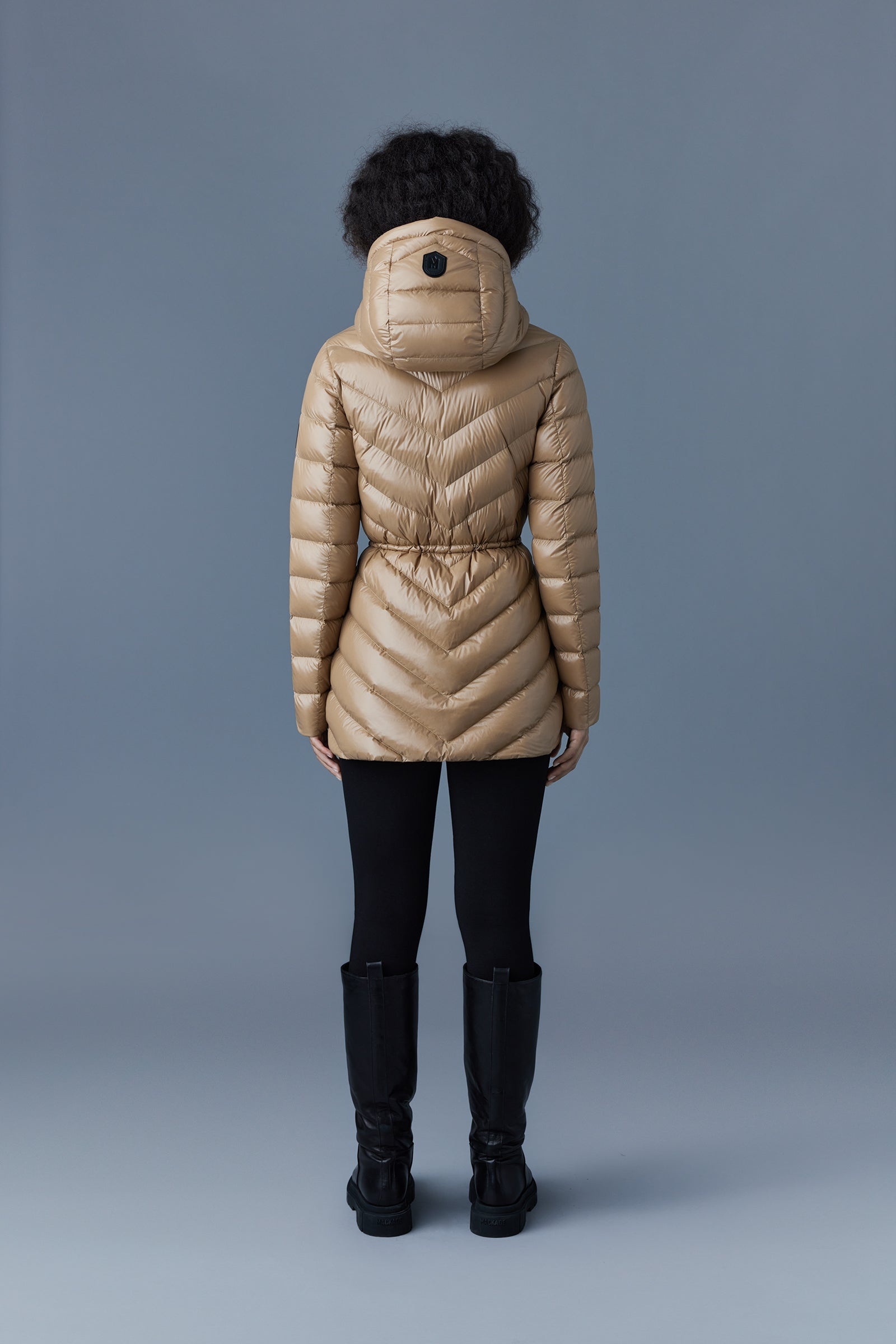 ARITA Light down jacket with hood - 4