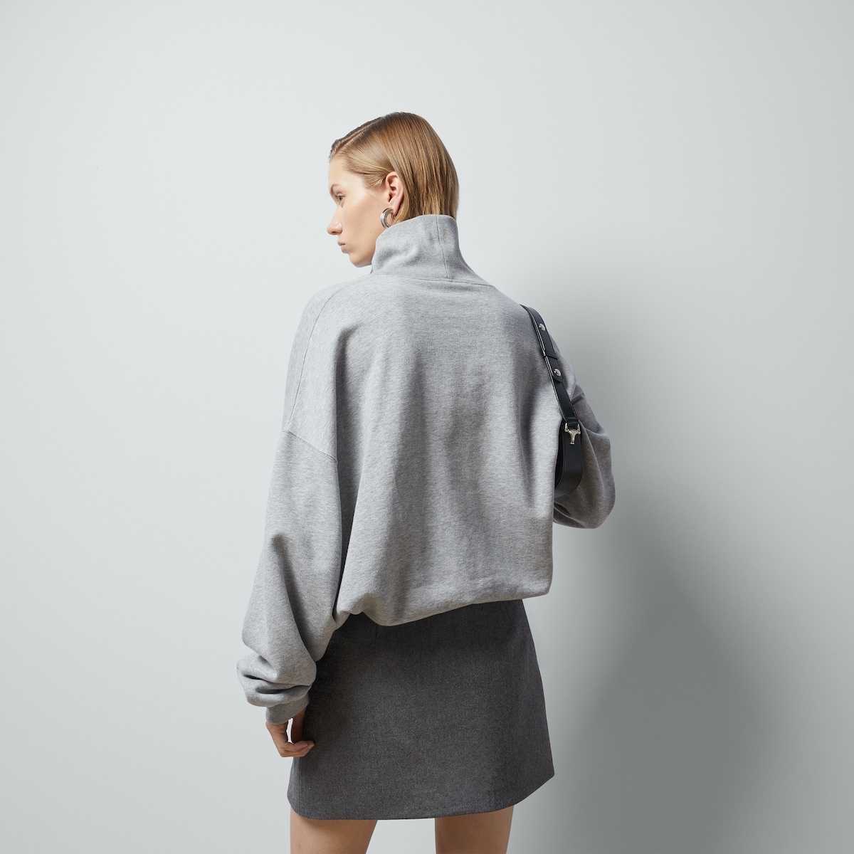 Jersey sweatshirt with embroidery - 6