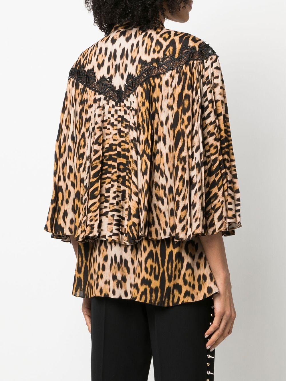 lace-detailed leopard-print shirt - 4
