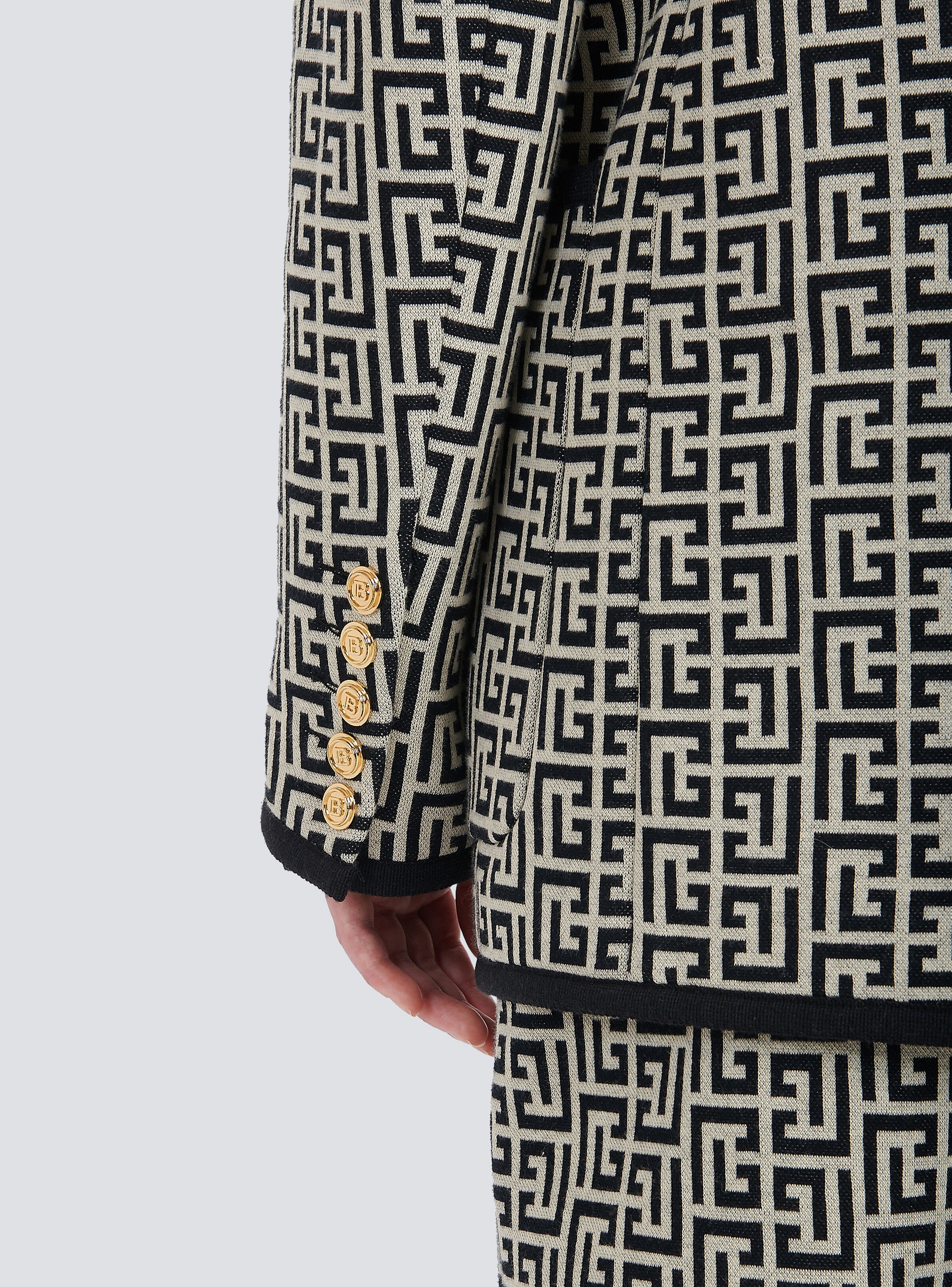 Cotton boyfriend jacket with Balmain monogram - 8