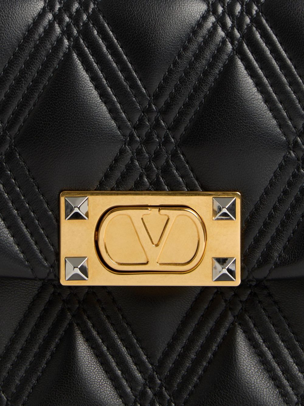 quilted leather shoulder bag - 7