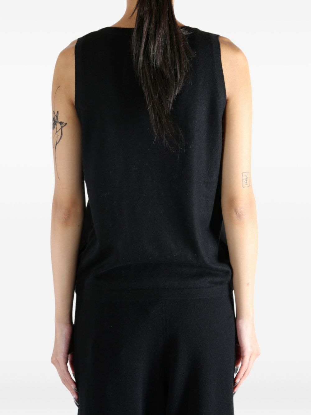 round-neck sleeveless top - 5