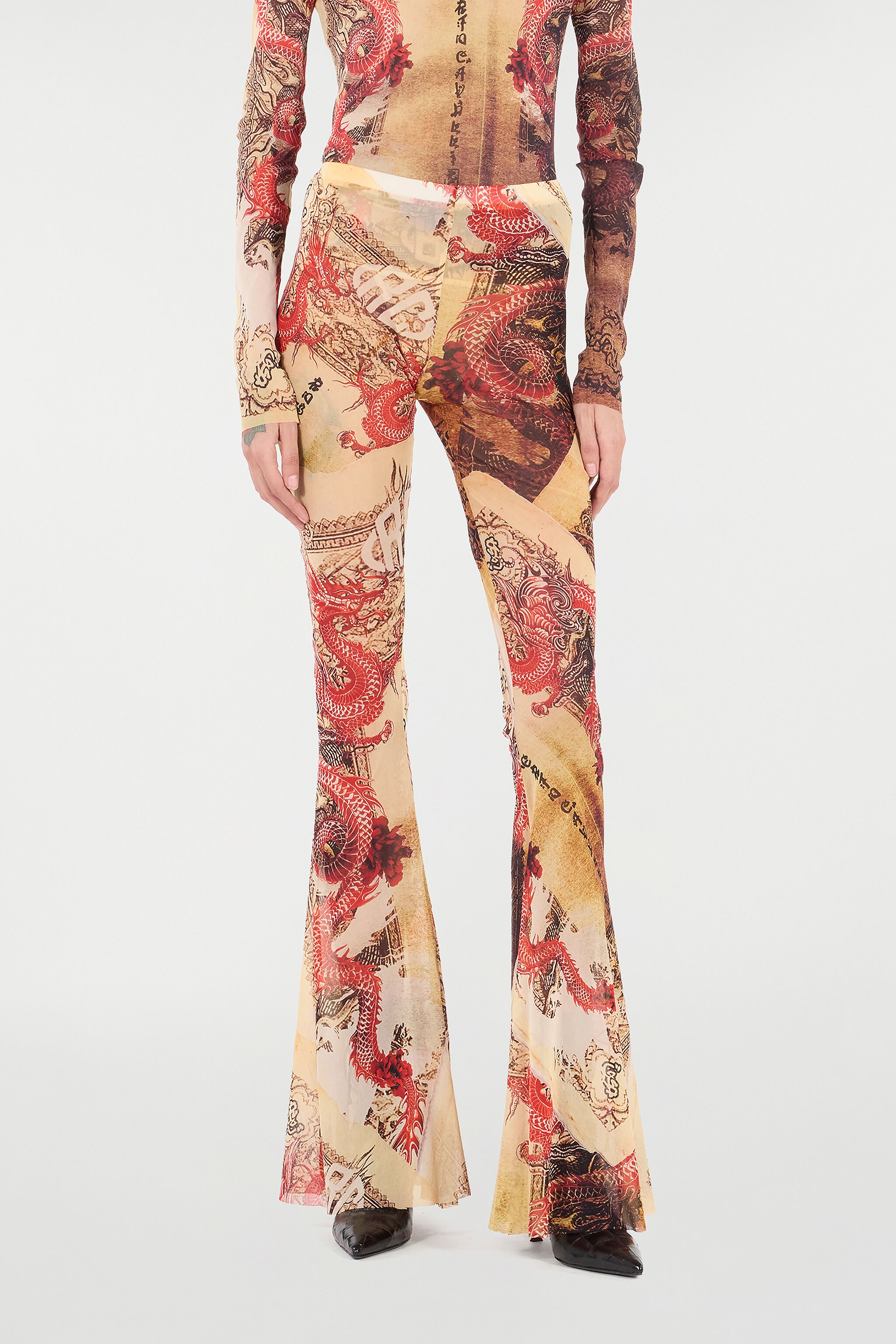 Pants with Oriental Print - 3