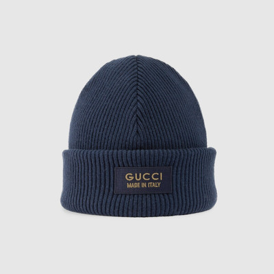 GUCCI Knit wool hat with patch outlook