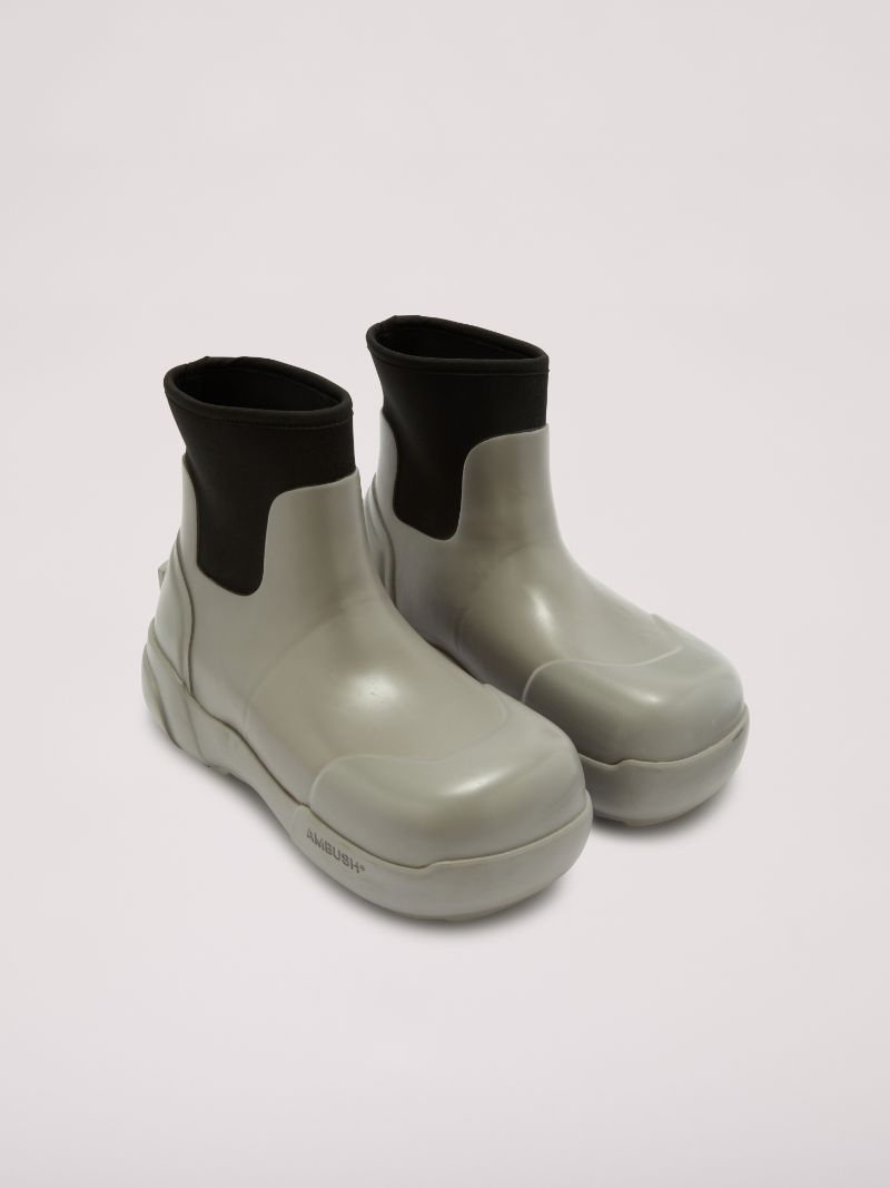 RUBBER BOOT - 2