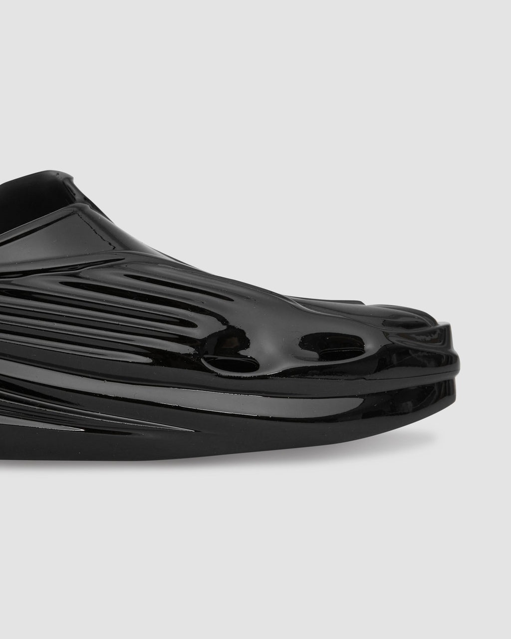 MONO SLIP ON SHINY BLACK - 8