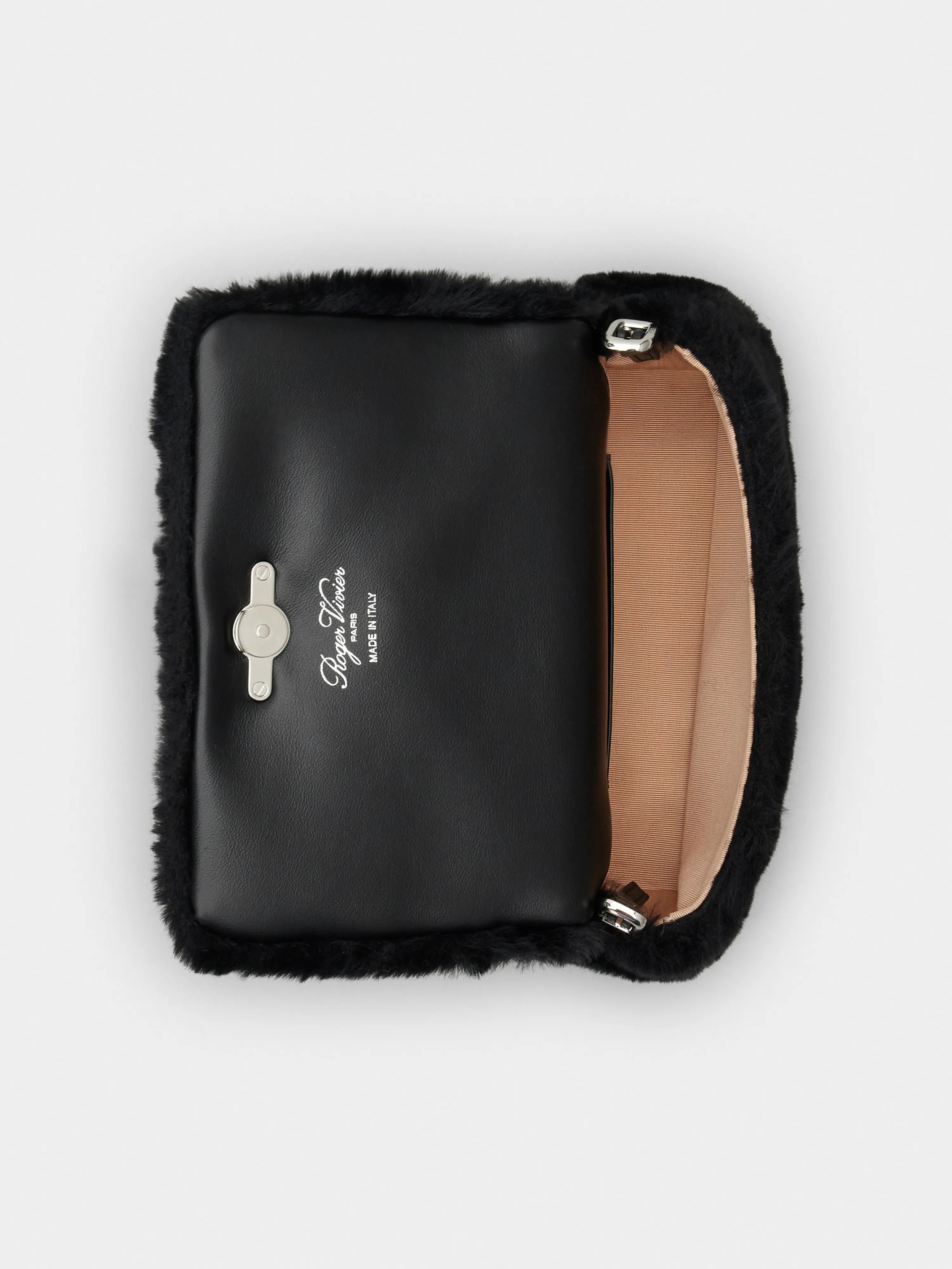 Viv' Choc Phone Holder in faux fur - 4