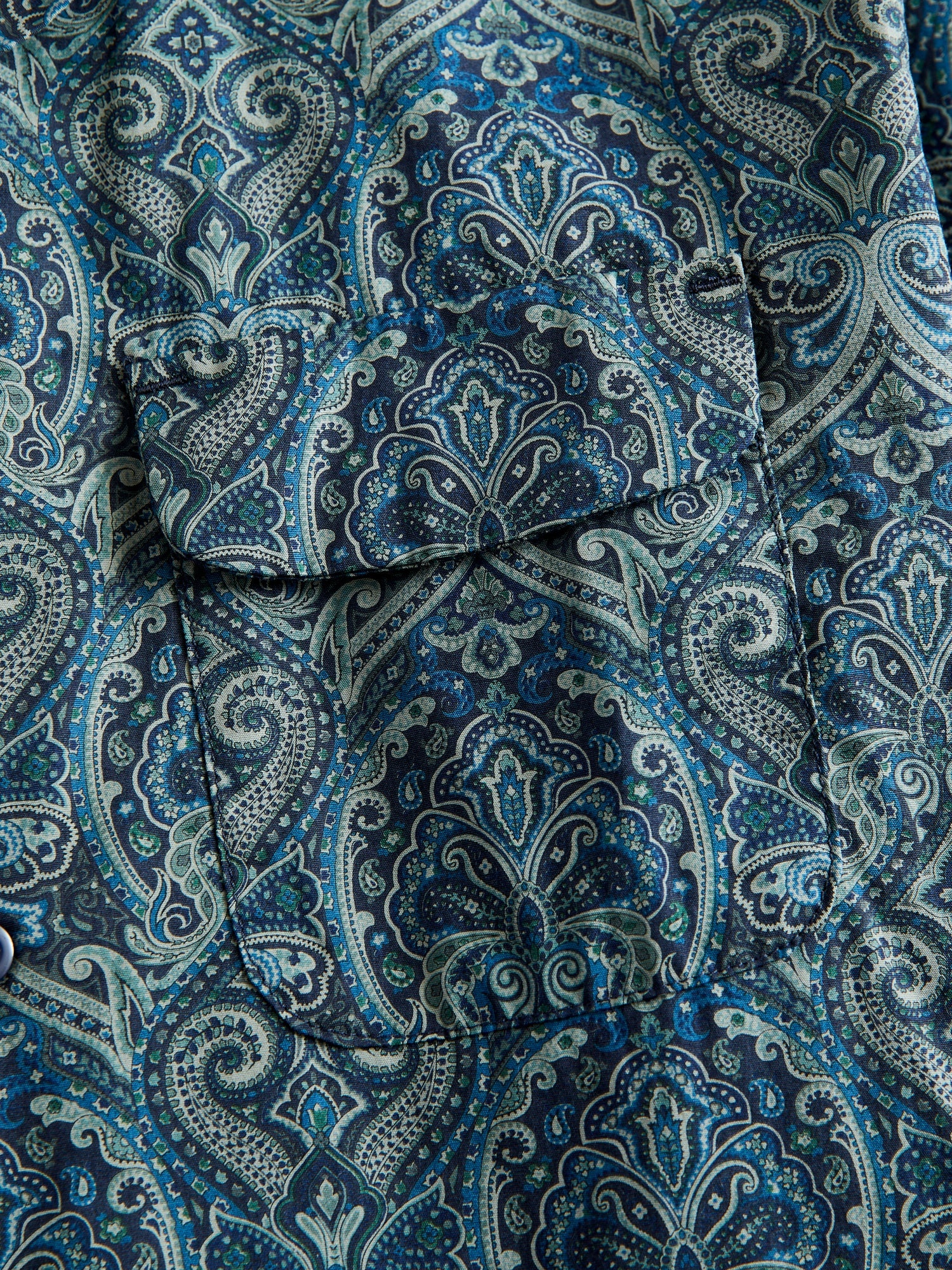 Classic Shirt in Navy Cotton Paisley Print - 5