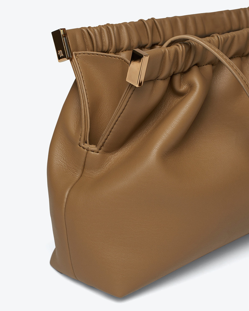 Nanushka THE BAR CLUTCH - Alt-nappa clutch - Light khaki outlook