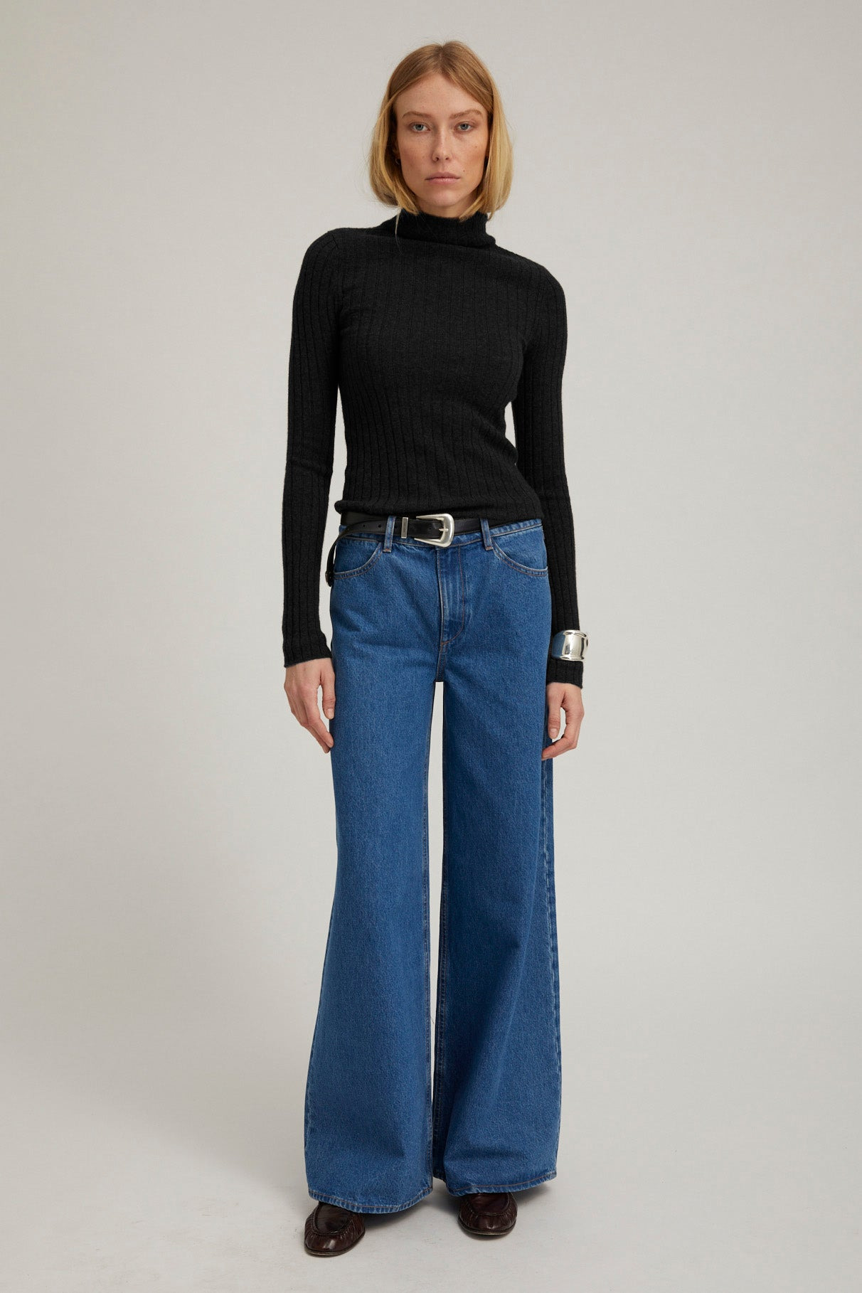 BLACK HEAVY CASHMERE MOCK NECK - 2