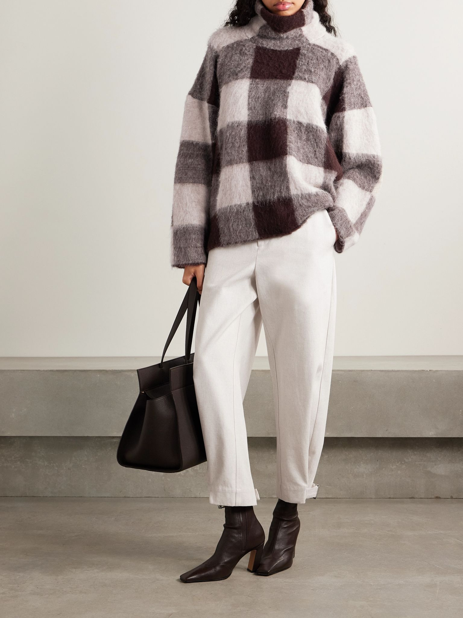 Kay cotton-blend gabardine tapered pants Ecru - 2