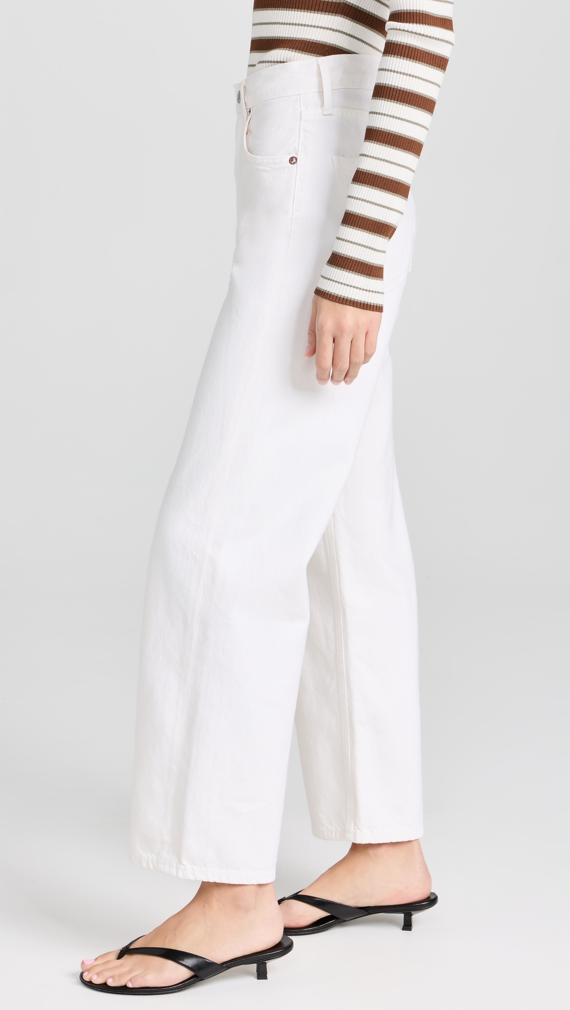 Ren: High Rise Wide Leg Jeans - 3