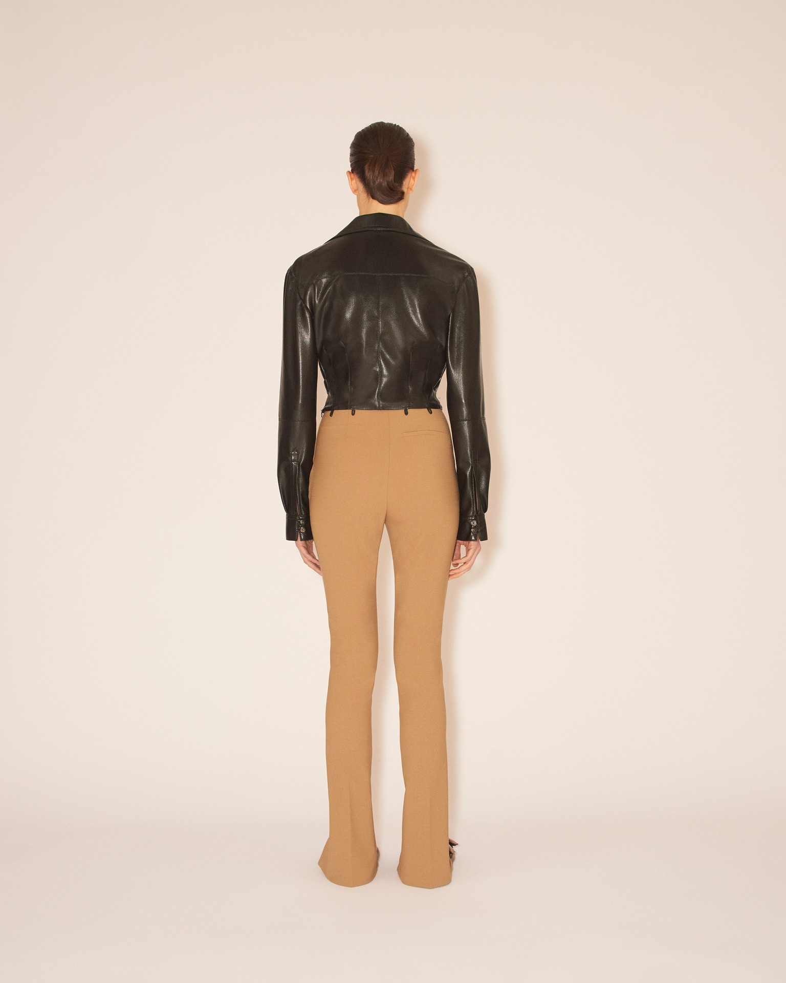 FLORINE - Tailored summer suiting slim pants - Camel - 4