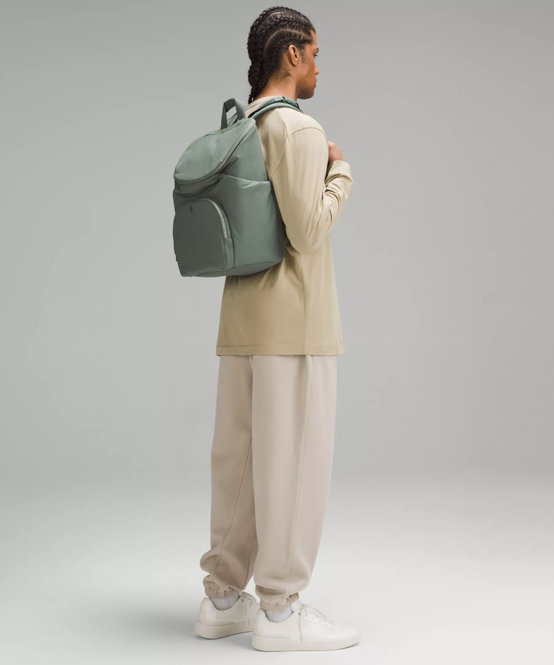 lululemon New Parent Backpack 17L outlook