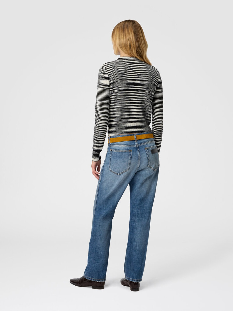 Crew Neck Sweater with Flame Pattern 3