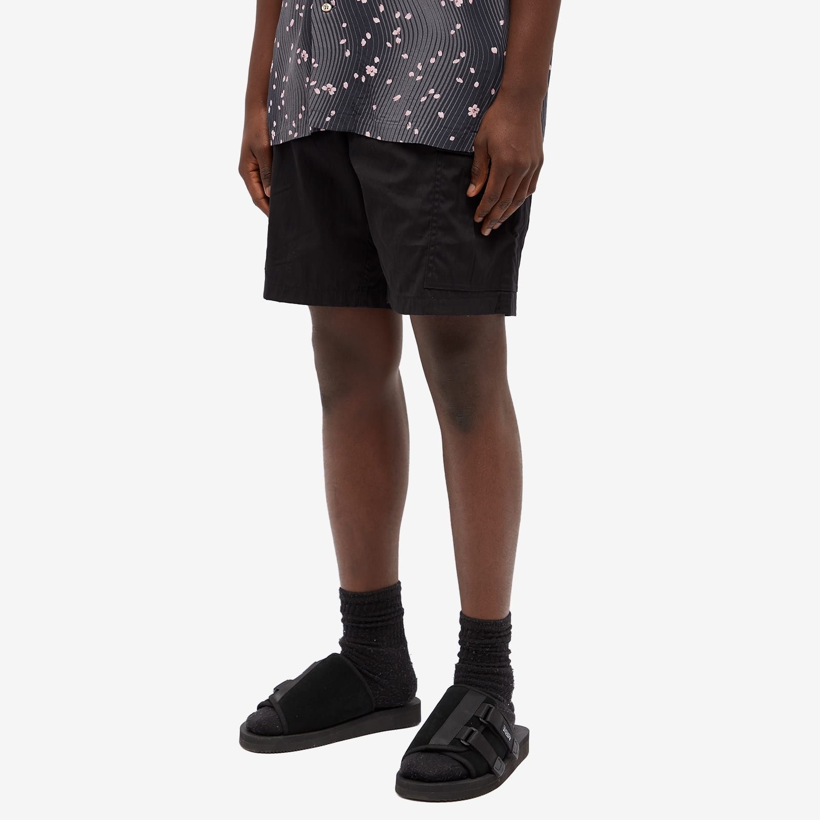 WTAPS WTAPS 16 Cargo Shorts | REVERSIBLE