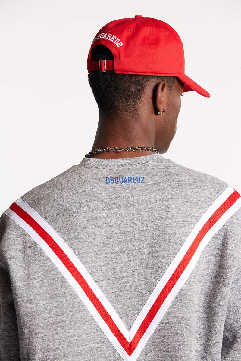 D2 COOL CREWNECK SWEATSHIRT 5