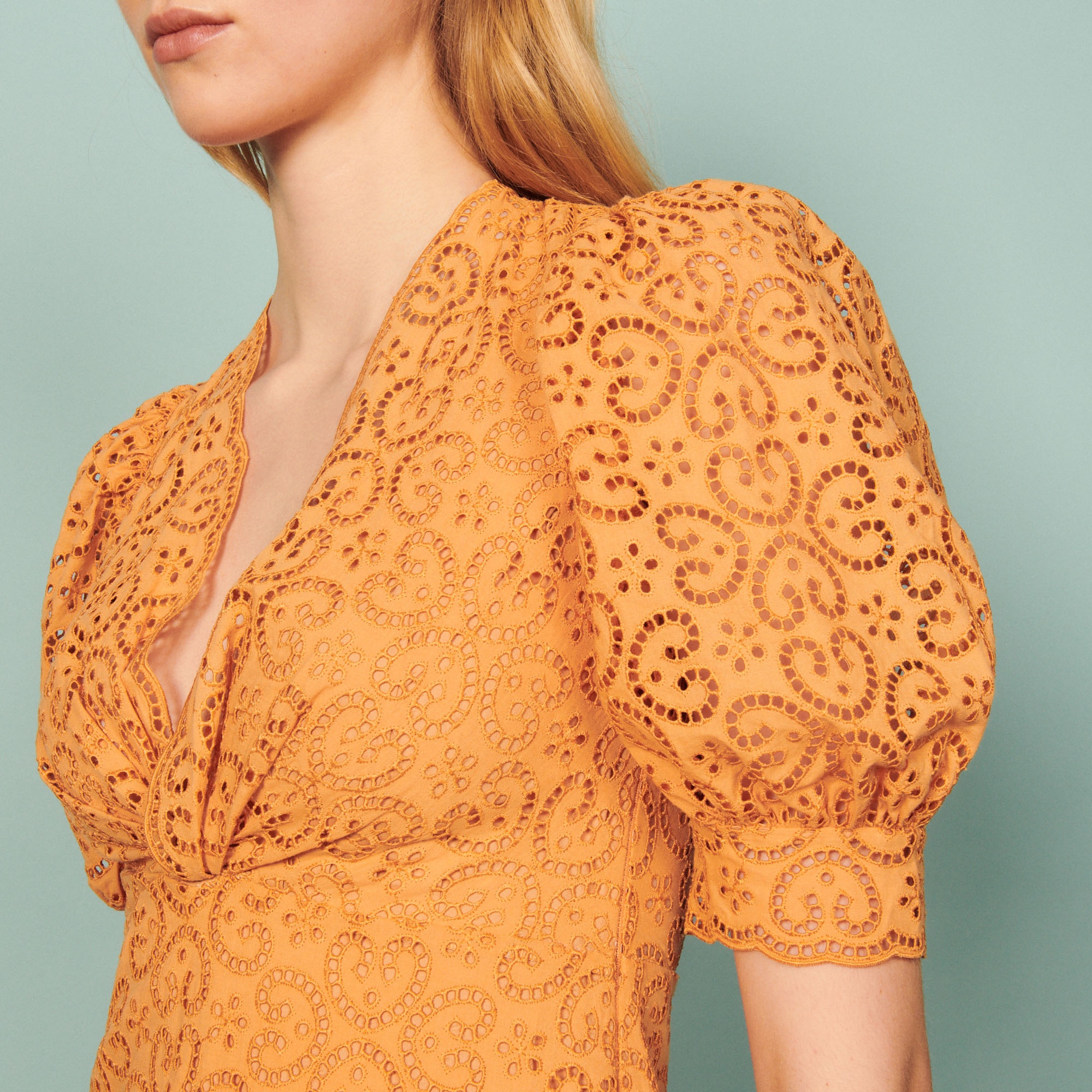 Short broderie anglaise dress - 5