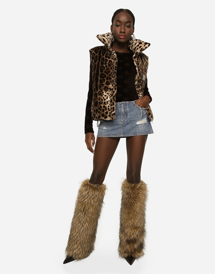 Sleeveless leopard-print jacket with logo tag - 5