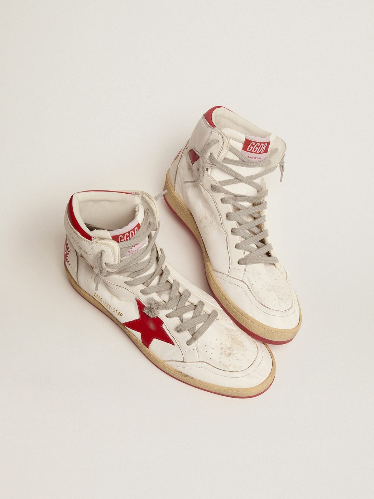 Men's Sky-Star with signature on the ankle and red inserts - 2