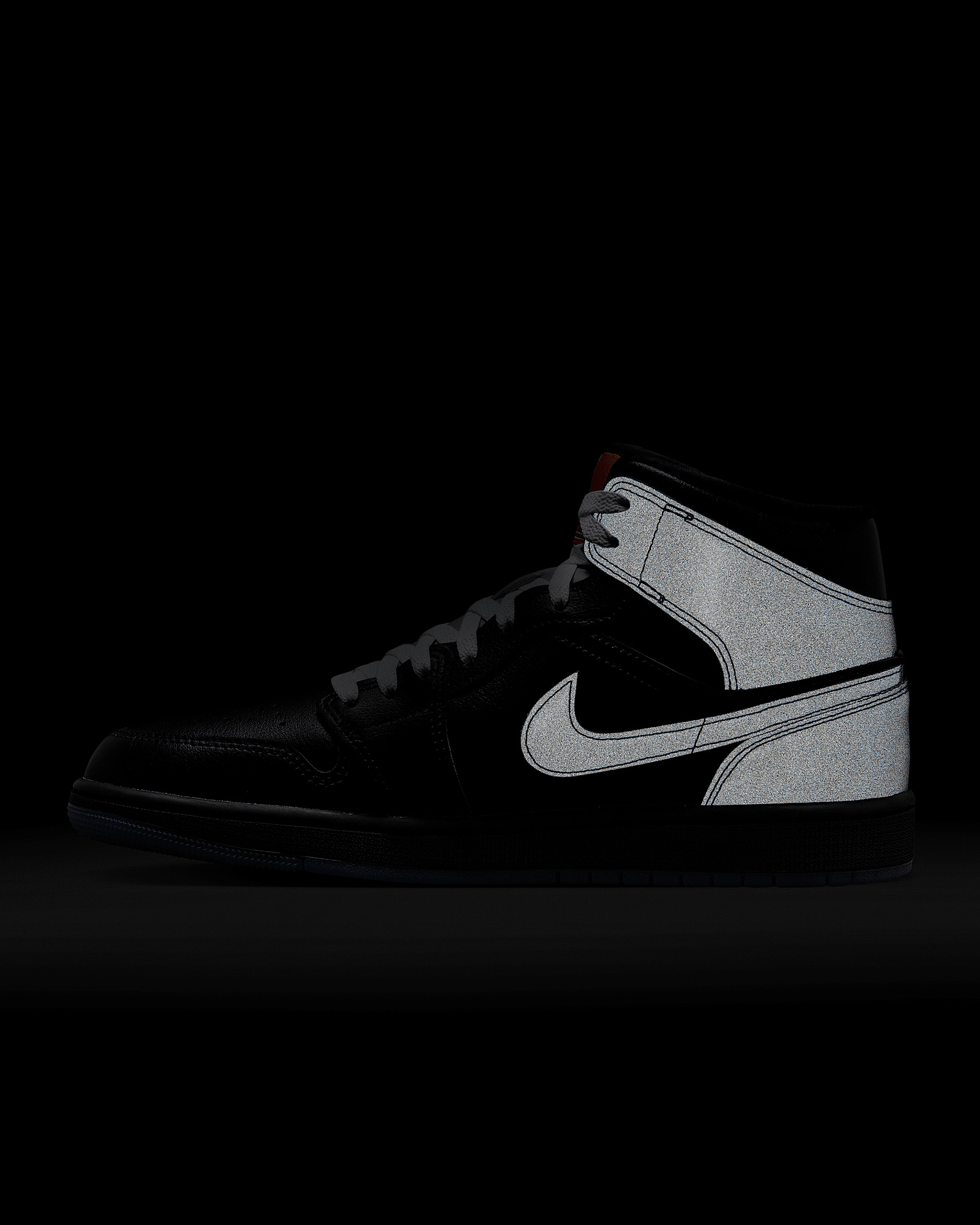 Air Jordan 1 Mid SE Men's Shoes - 11