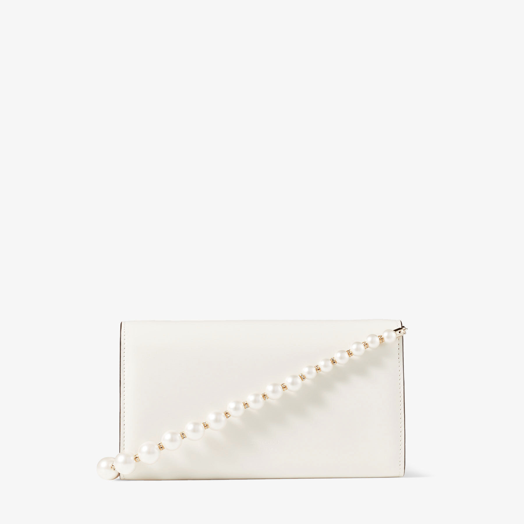 Avenue Wallet W/Chain
Latte Leather Wallet with Pearl Strap - 6