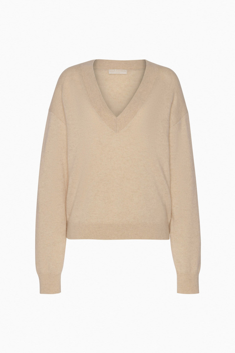 Ryla Cashmere V–Neck Pullover 1