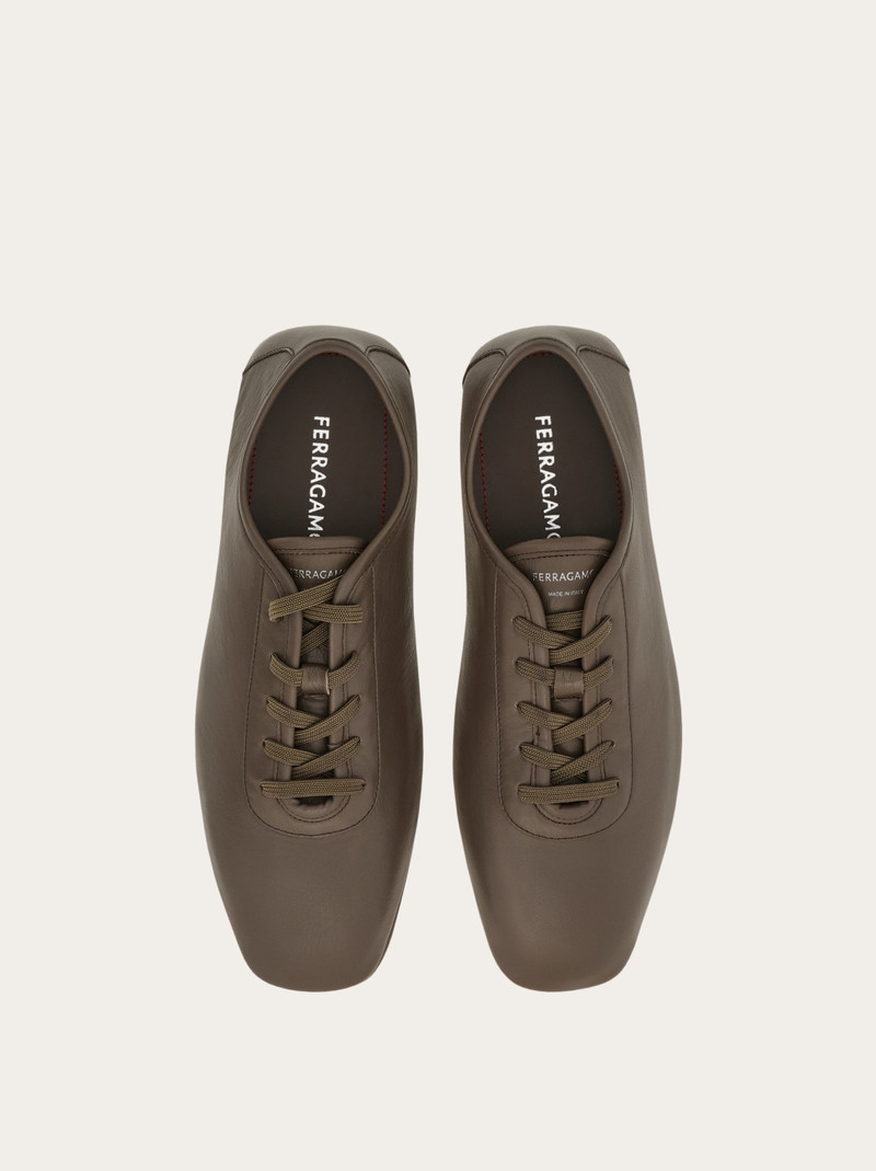 FERRAGAMO Lace-up driver shoe outlook