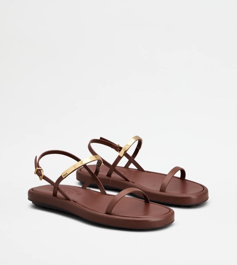 Tod's SANDALS IN LEATHER - BROWN outlook