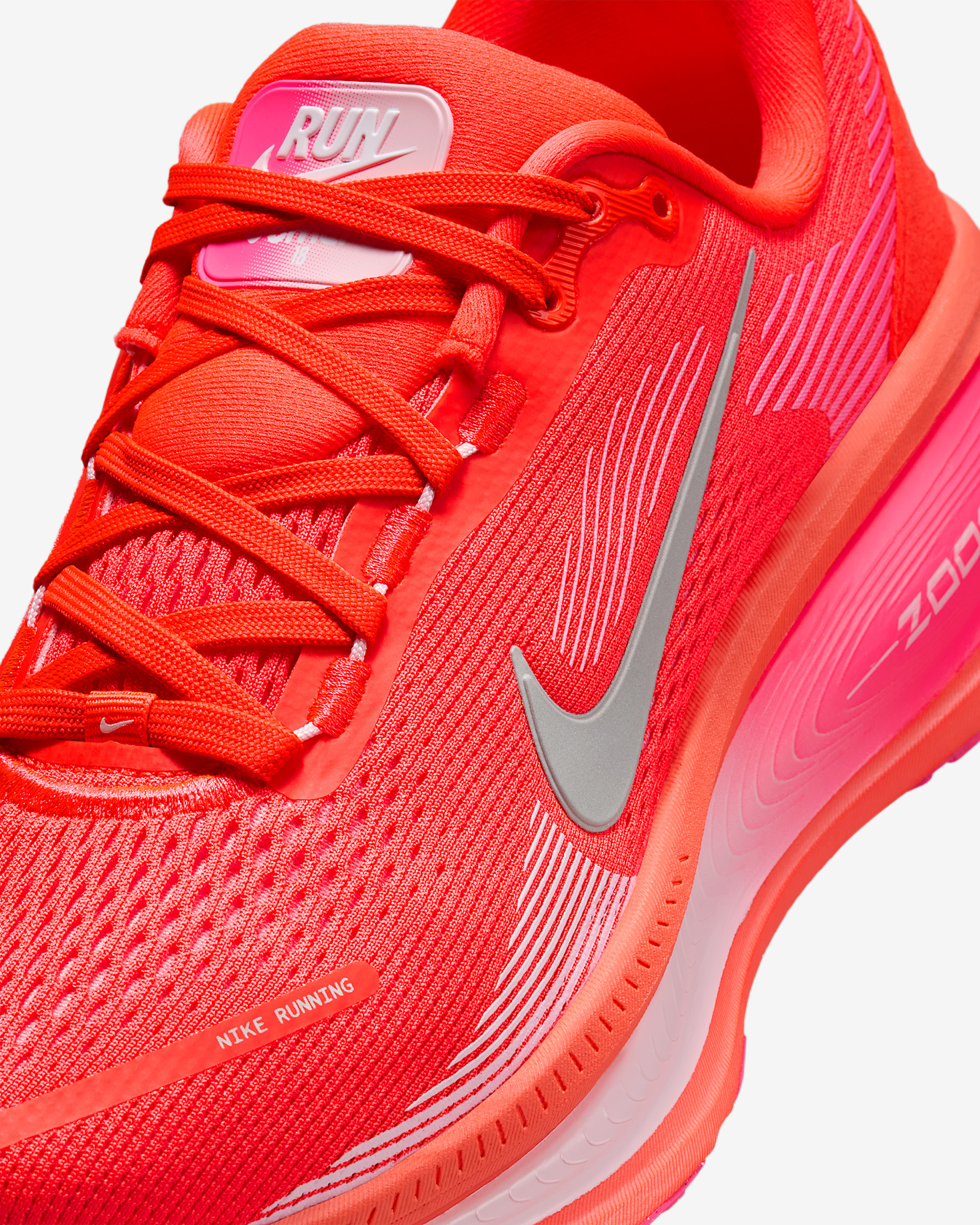 Nike Vomero 18 Women's Road Running Shoes - 7