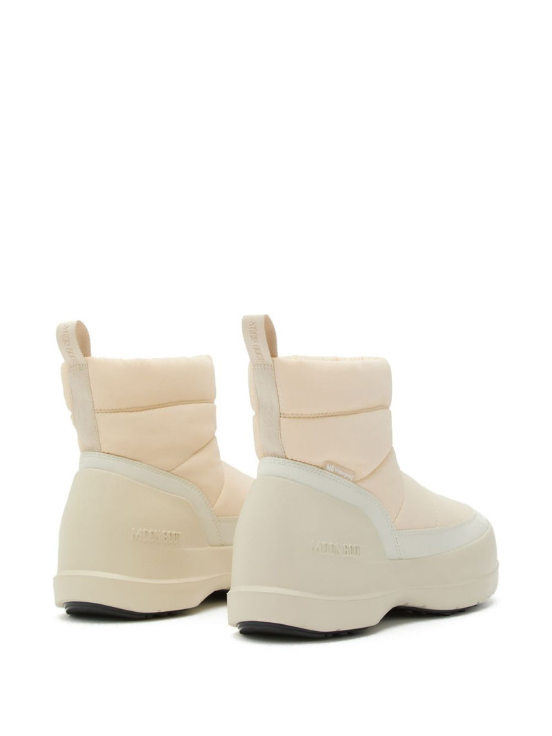 MOON BOOT Mezzaluna snow boots outlook