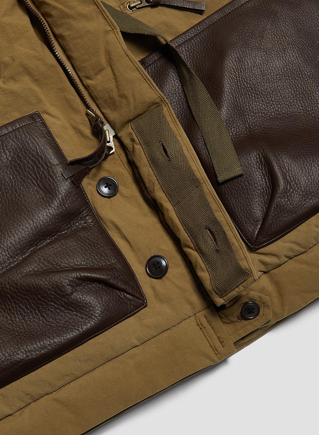 Mountaineer Down Jacket in Khaki - 7