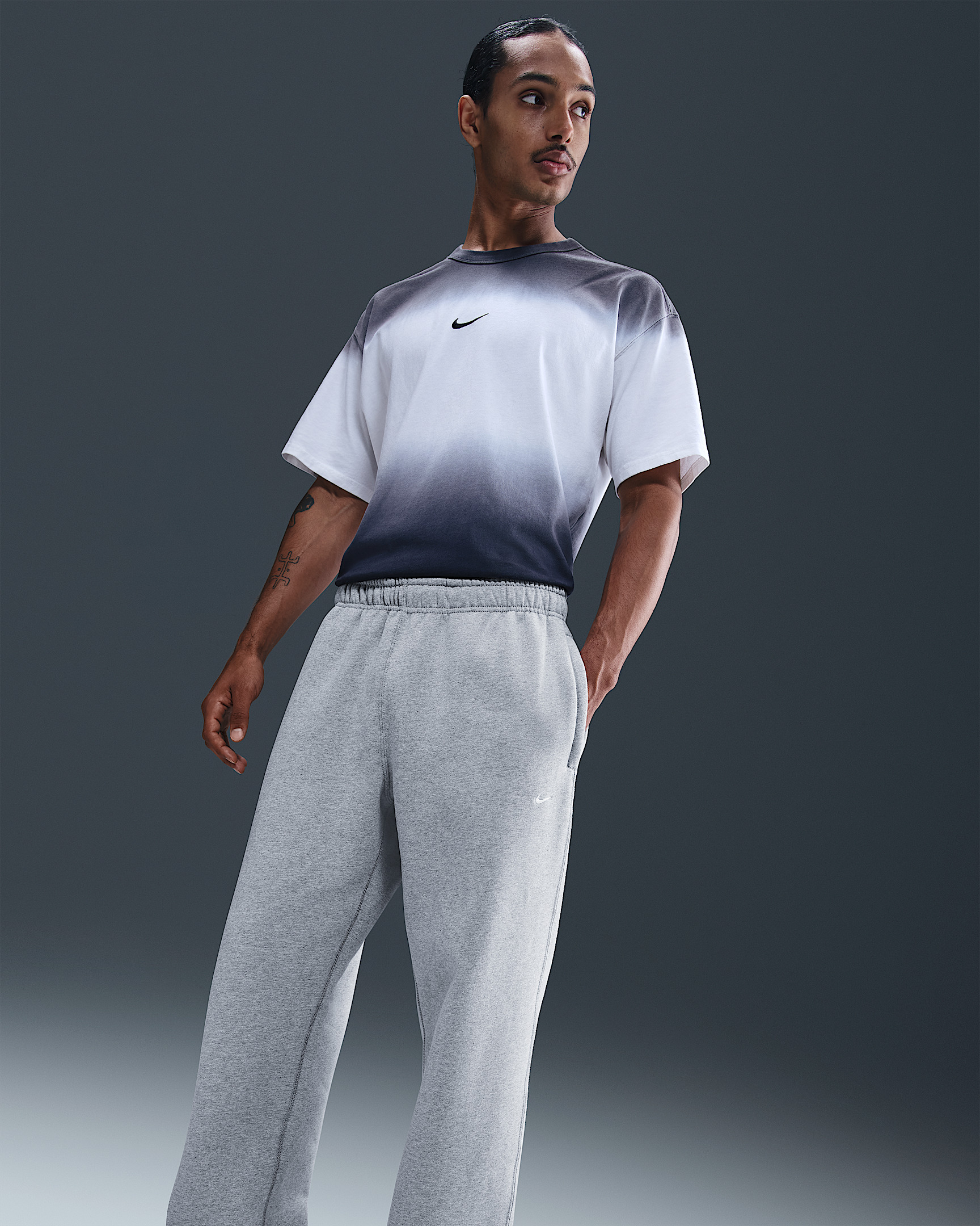 Nike Solo Swoosh Men's Fleece Open-Hem Pants - 2