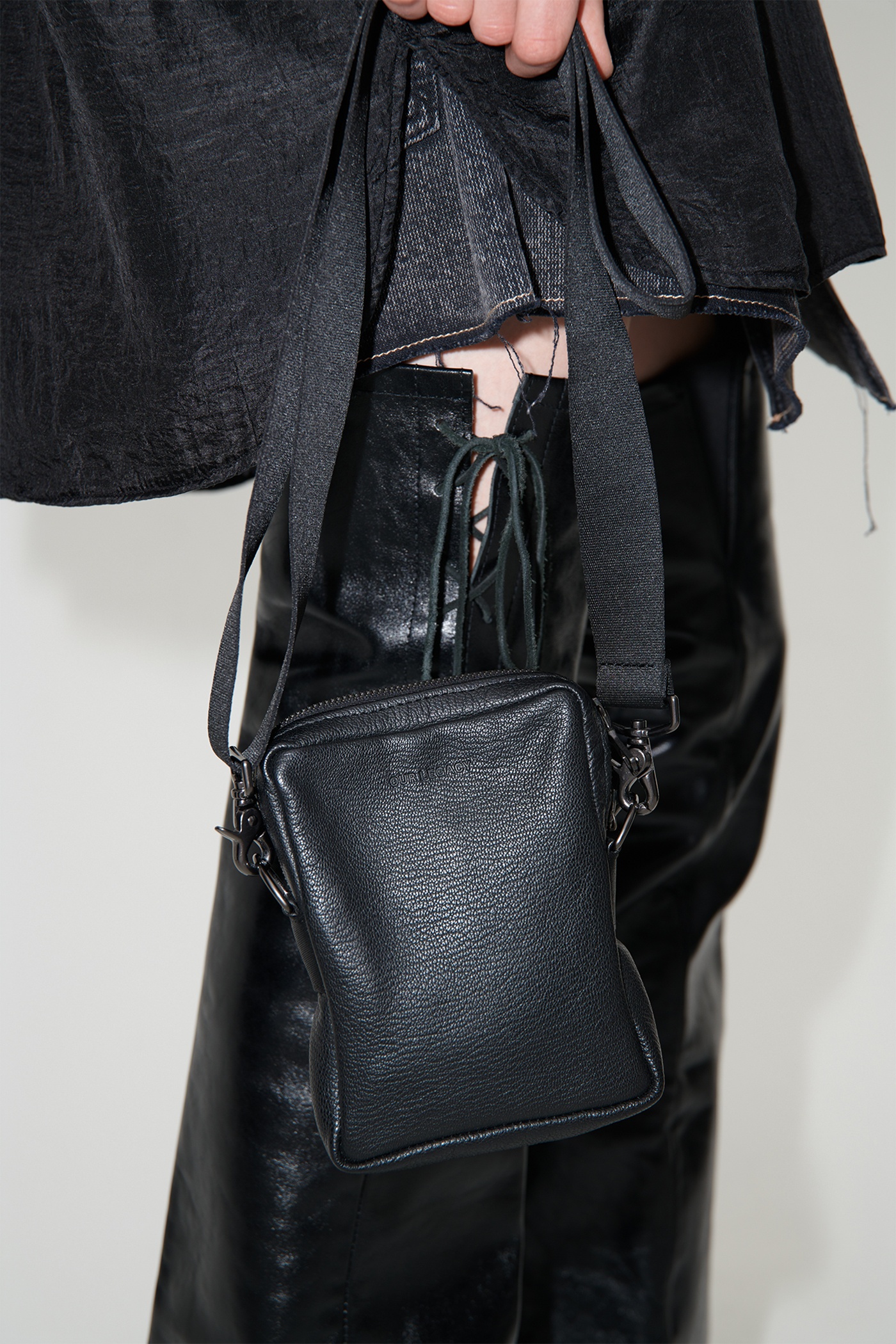 Delay Mini Bag Black Leather SL2198DB - 4