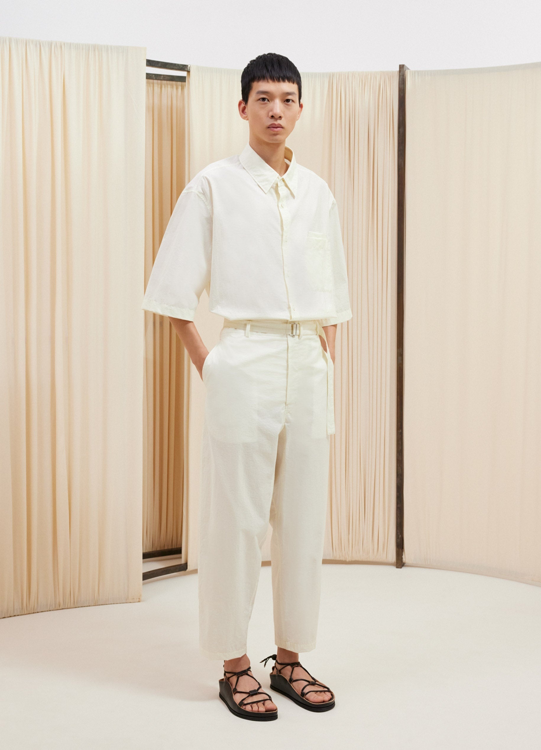 パンツ LEMAIRE BELTED CARROT PANTS 24SS size44 LEMAIRE - BLACK BELTED CARROT PANTS – LE LABO STORE