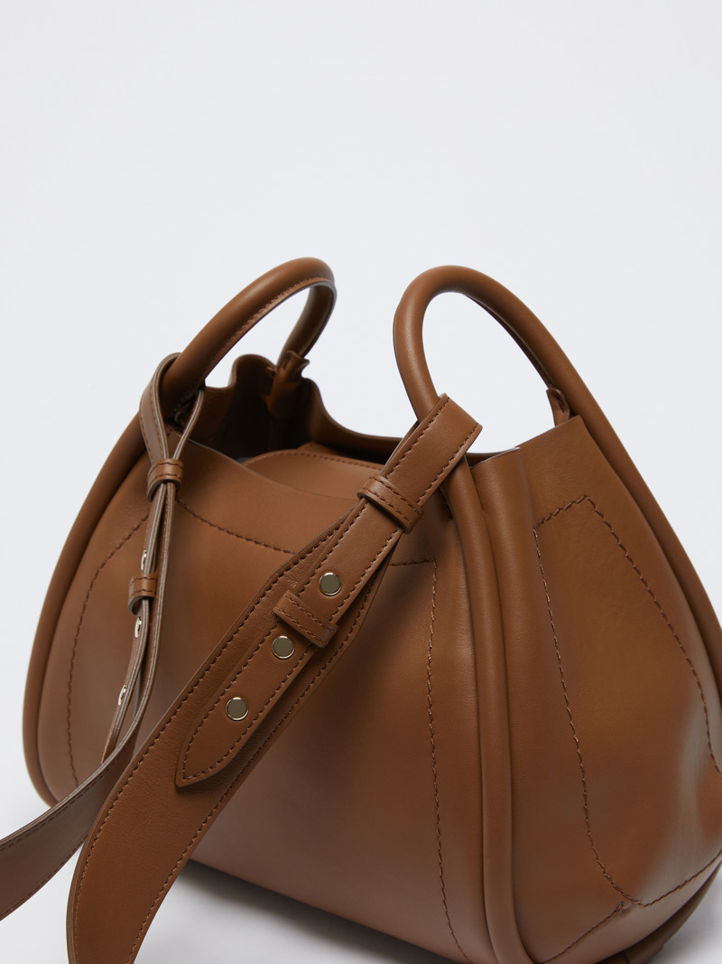 MARINC Leather shopping tote 6