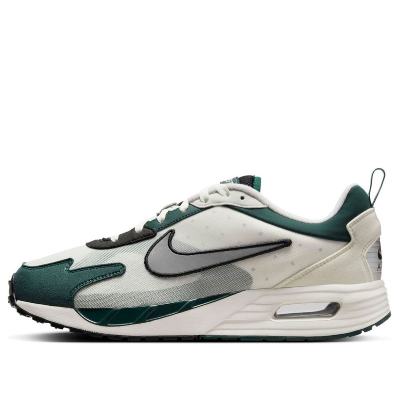 Nike Air Max Solo 'Michigan State' FZ4836-001 - 1