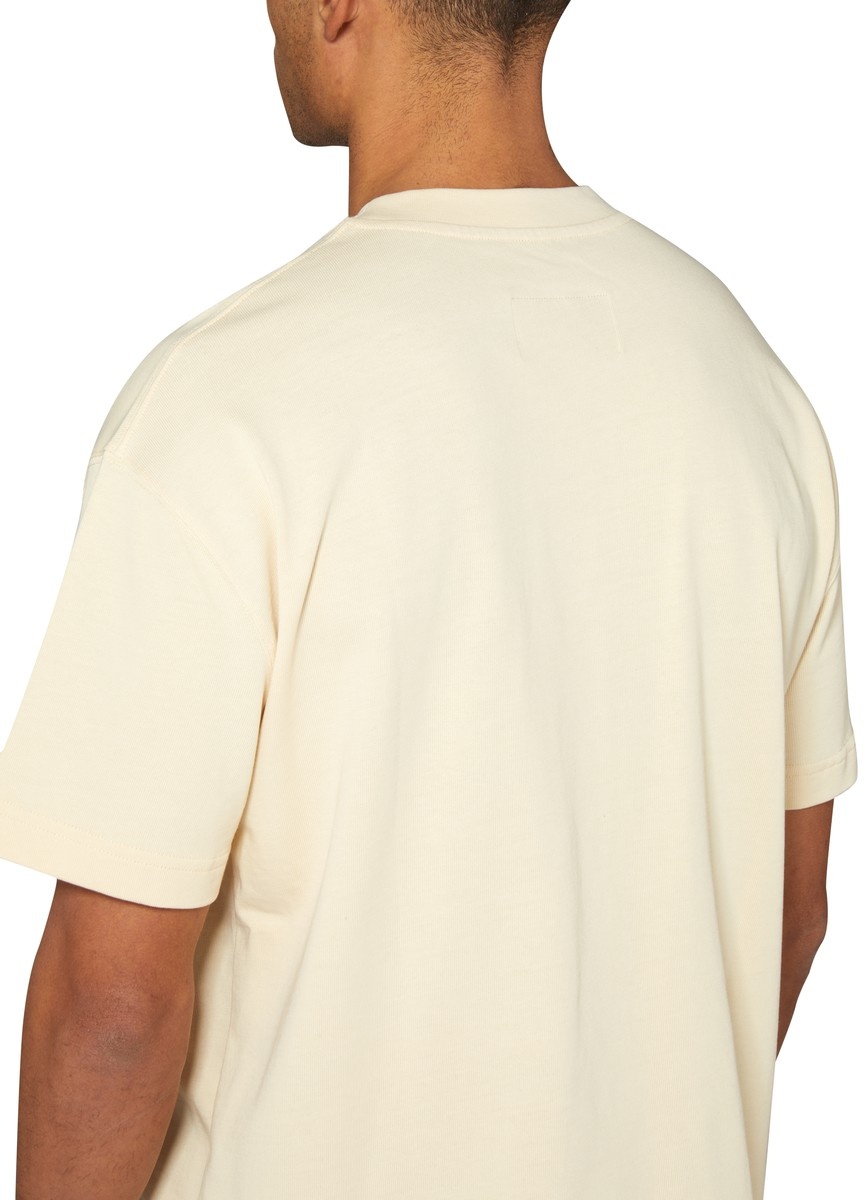 Essential T-Shirt - 5