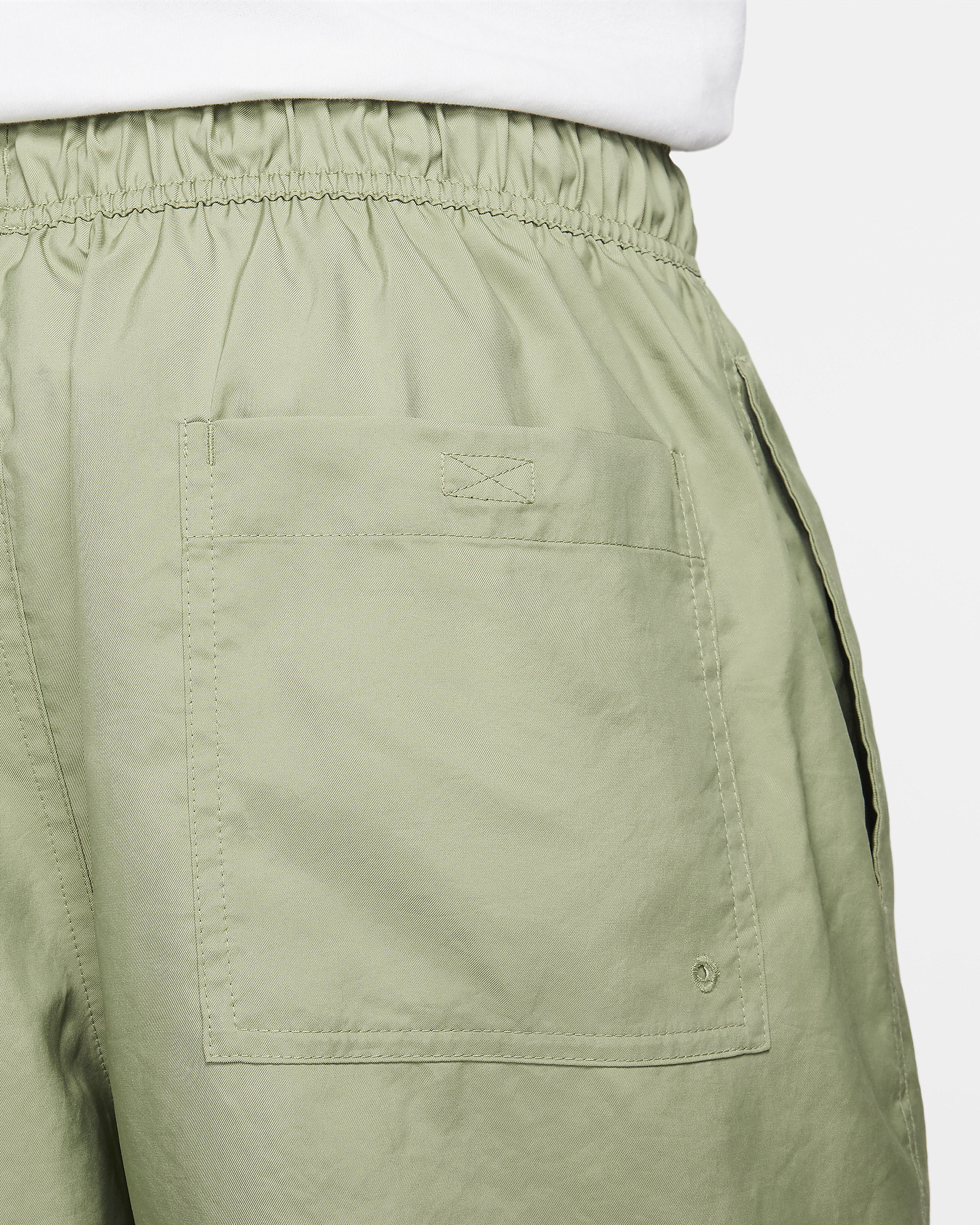 Nike Club Men's Woven Flow Shorts - 5