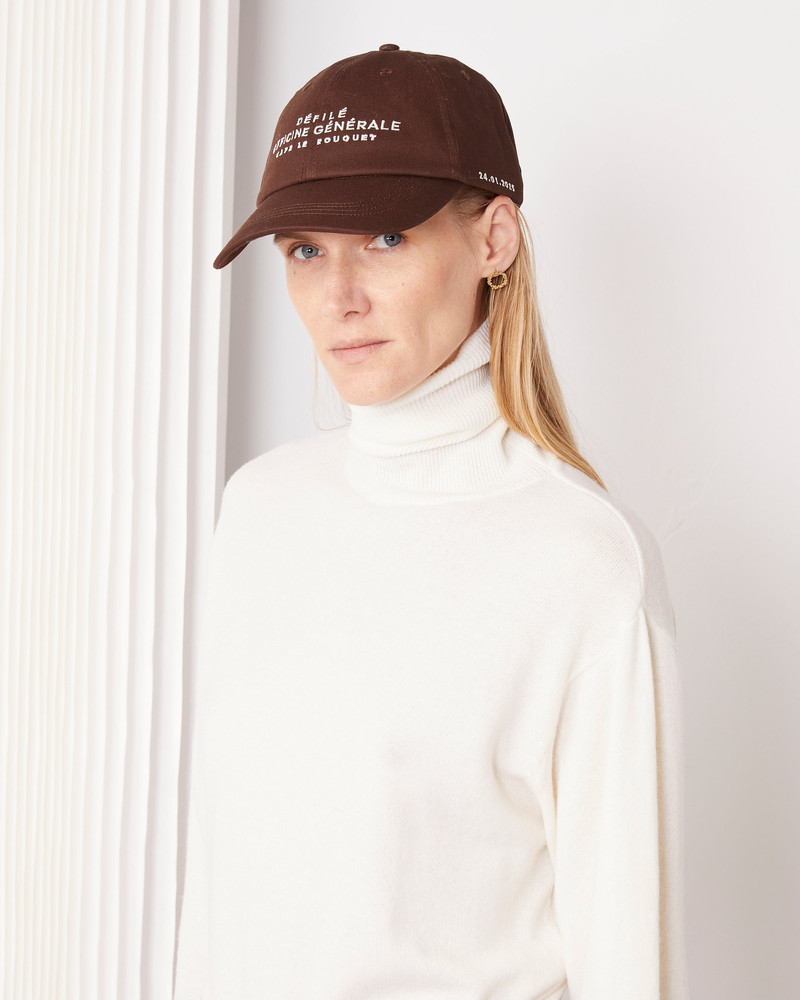 RUNWAY CAP 5