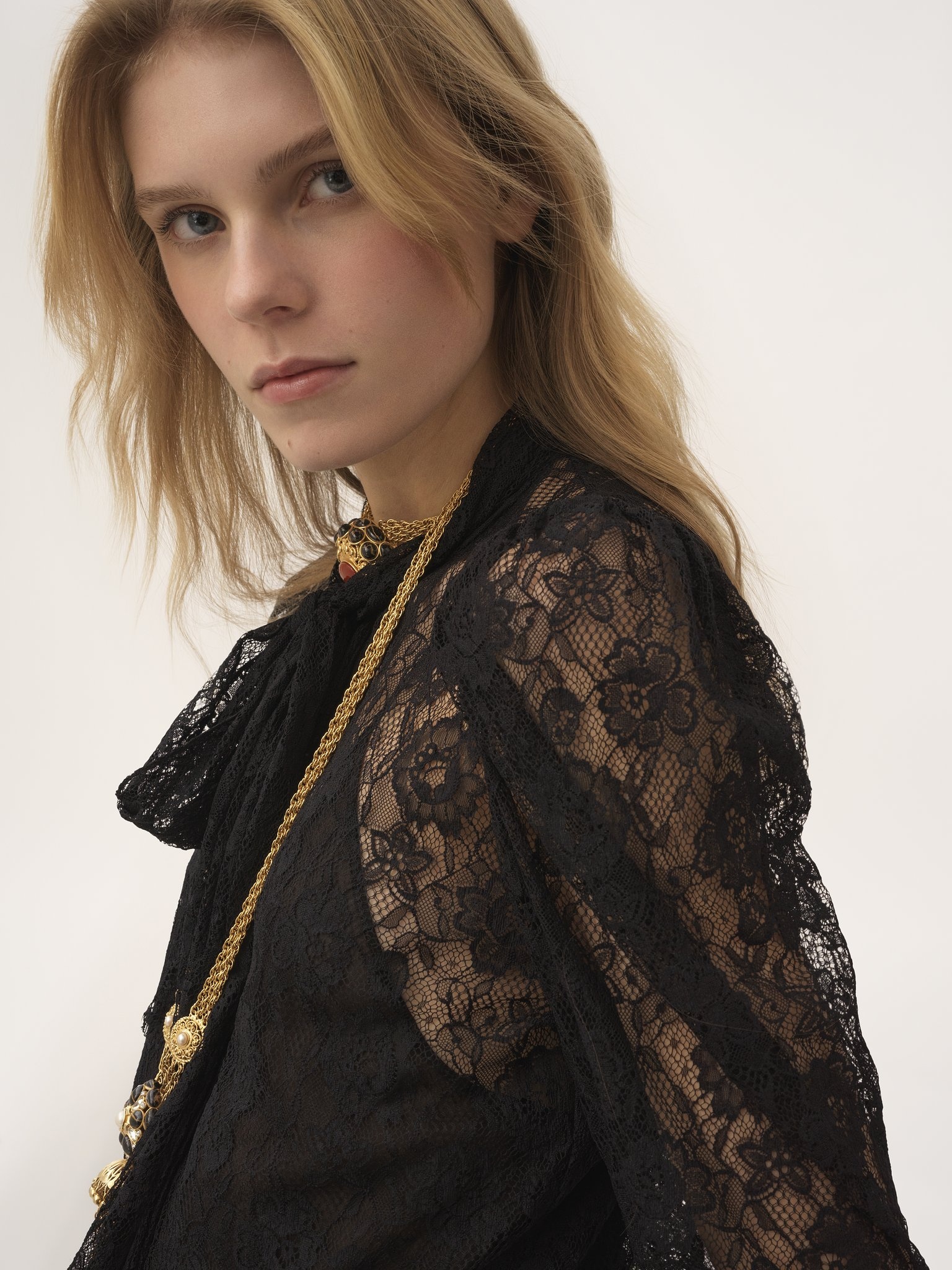 PUFF-SLEEVE LAVALLIÈRE TOP IN FLORAL LACE JACQUARD - 5