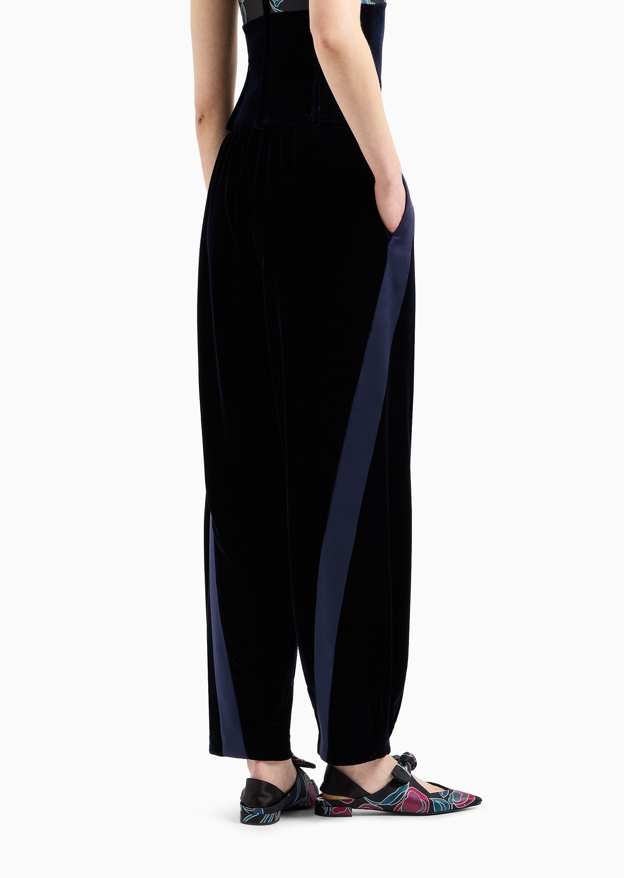 Straight-cut velvet trousers - 3