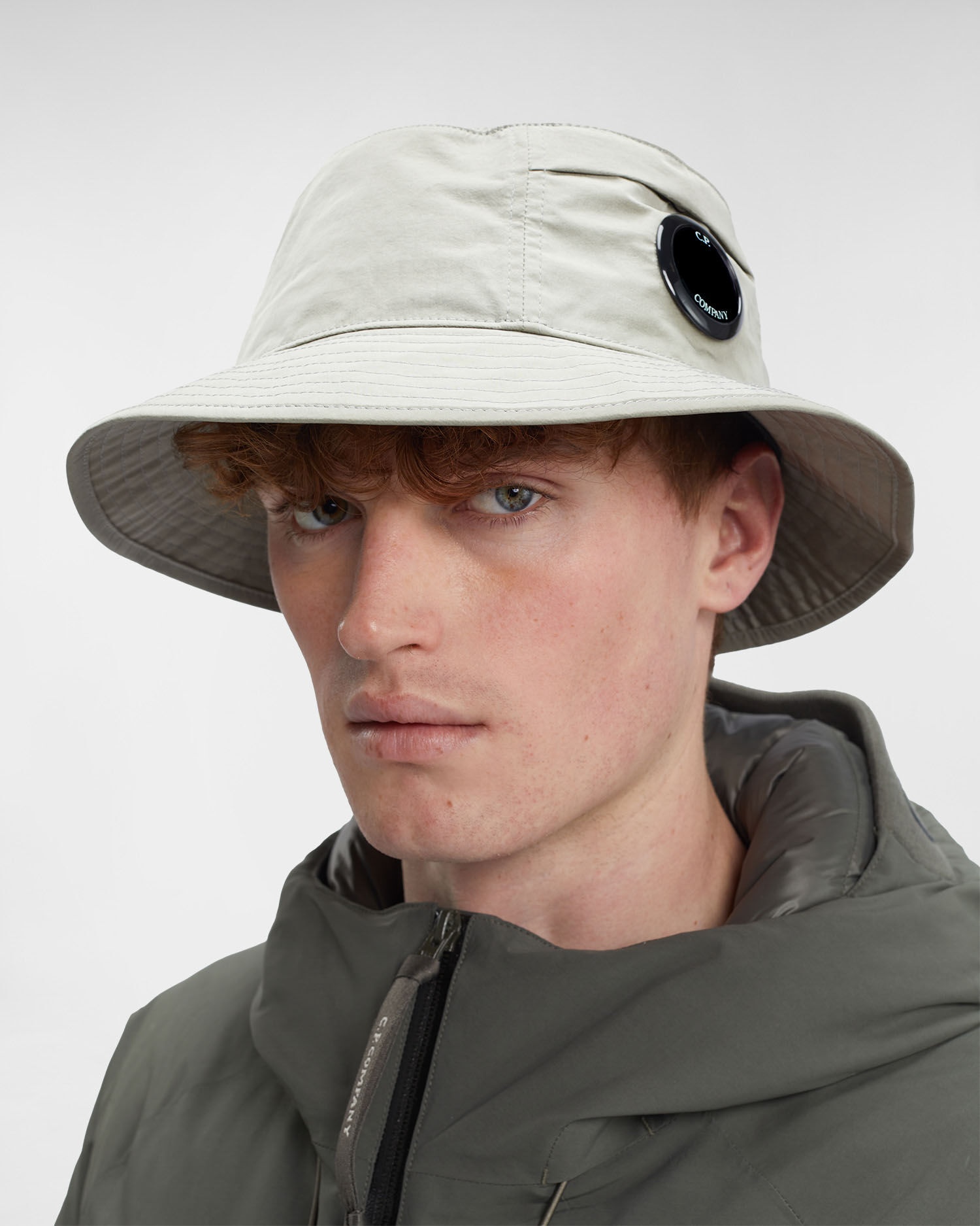 帽子 C.P Company Chrome-R Lens Bucket Hat 22397123_52373693_600.jpg