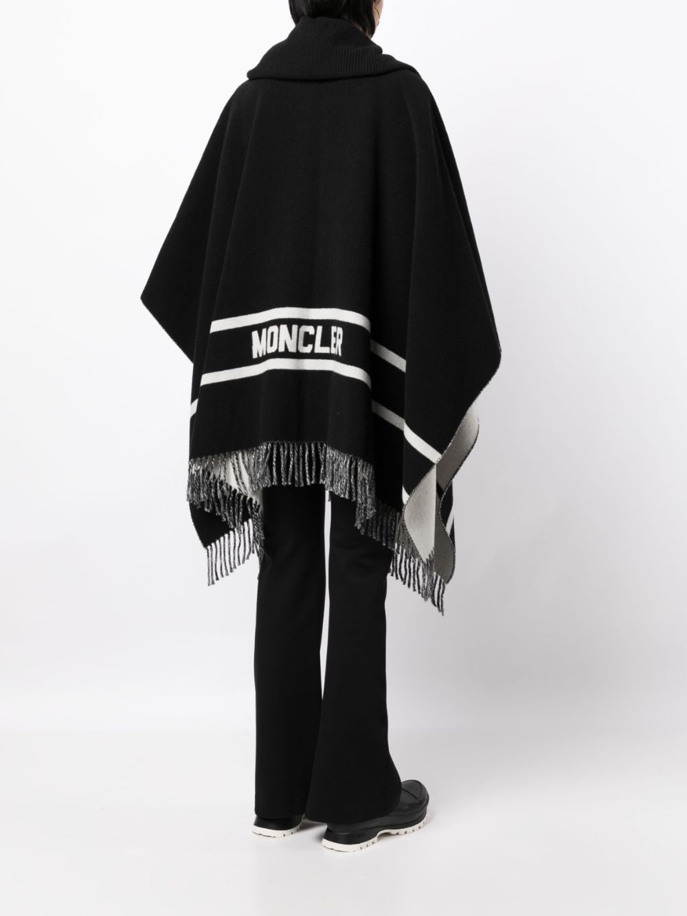 intarsia-knit logo fringe-detailing cape - 4