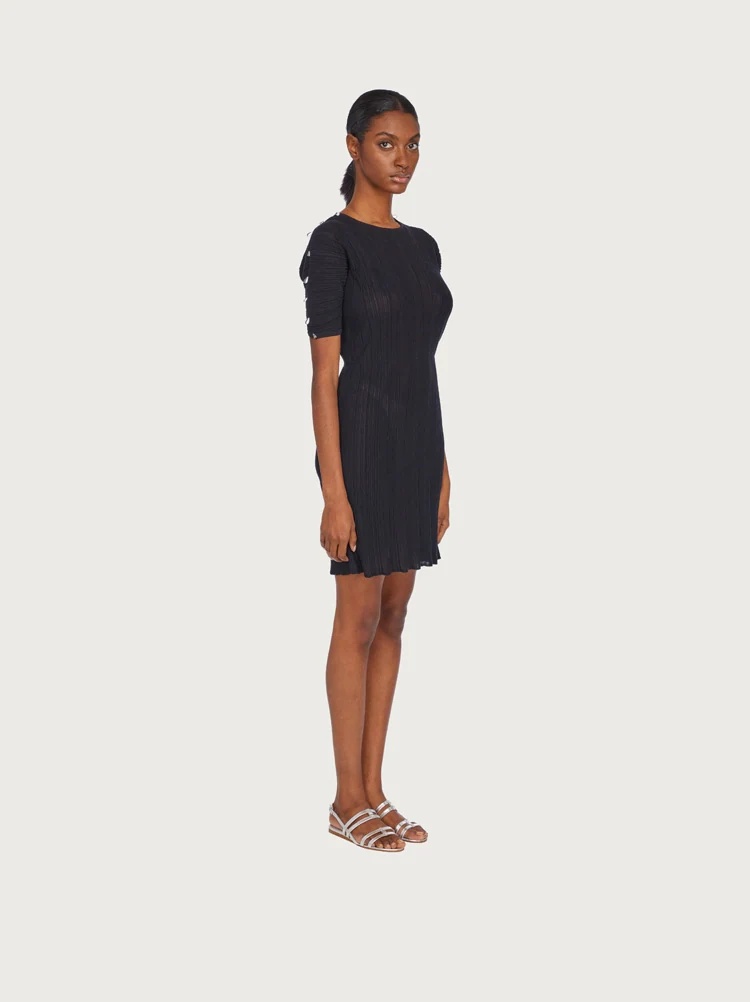 DRESS WITH CUT OUT - 3