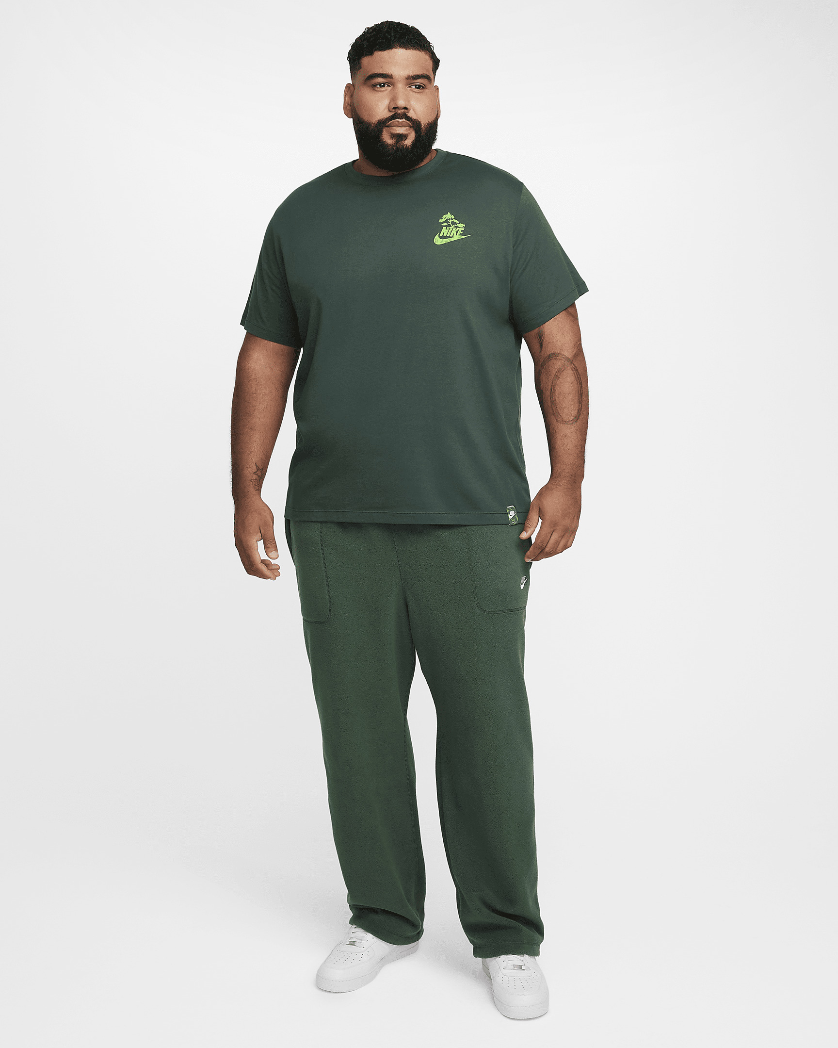 Nike Sportswear Club T-Shirt - 13