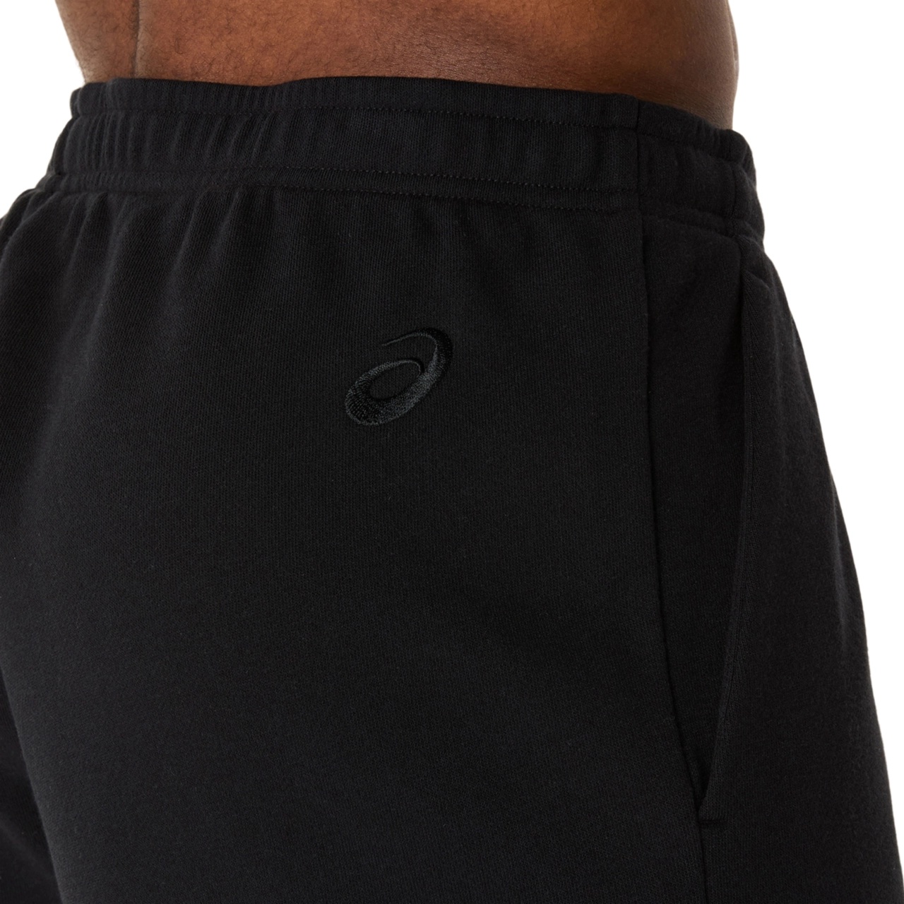 ASICS LOGO SWEAT SHORT - 7