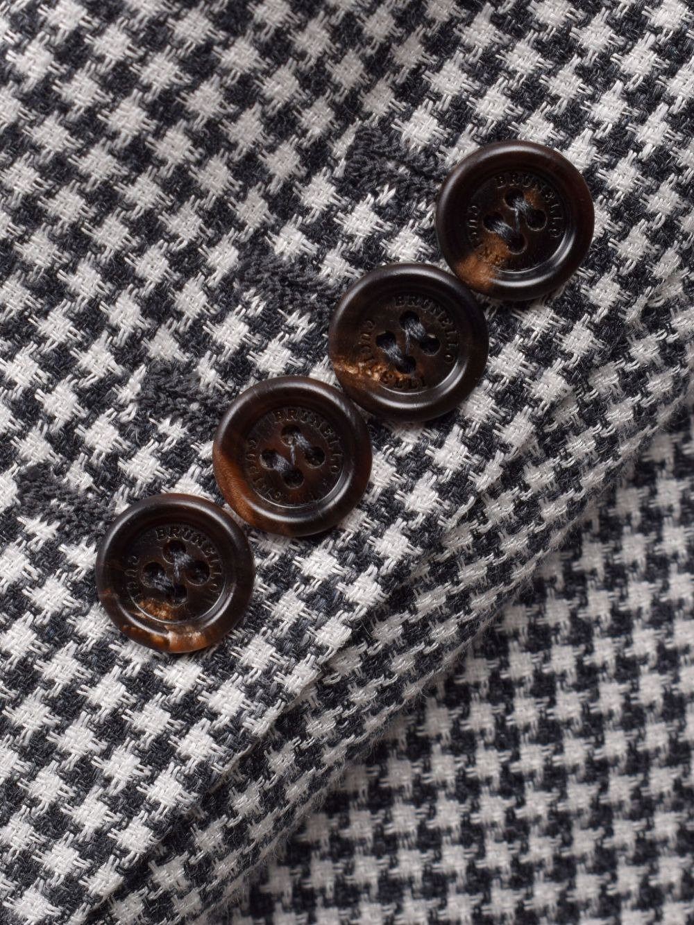 houndstooth suit - 4