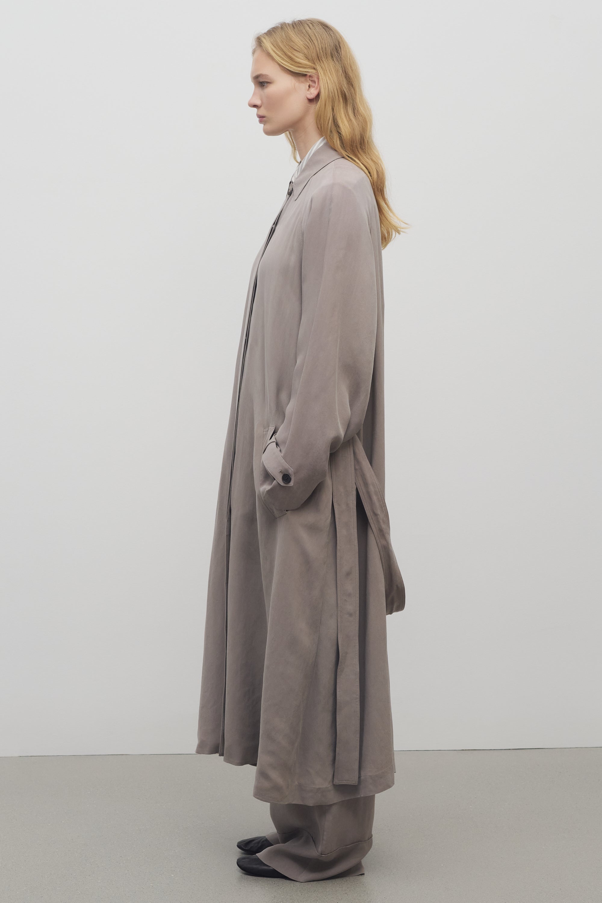 Ryo Coat in Cupro - 5