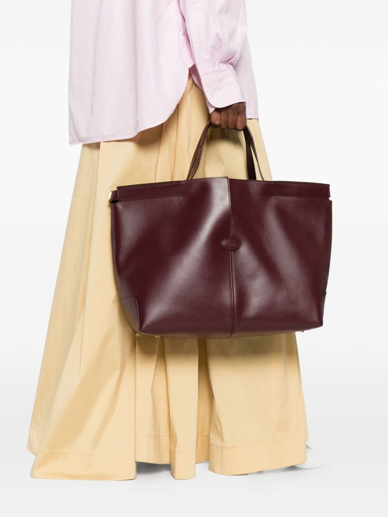 Tod's medium leather tote bag outlook
